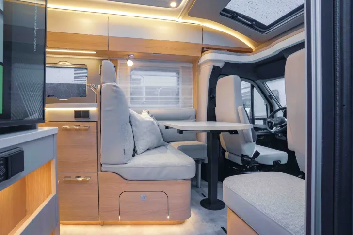Fahrzeugbild Hymer B-Klasse MC T BlackLine 690 Sie sparen: 27.735  #6