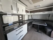 Fahrzeugbild Hobby Prestige 560 WFU #6
