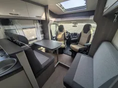 Bild 8 Hobby Optima ONTOUR T70 E GFK/140PS/3,5t/Tempo/Remis