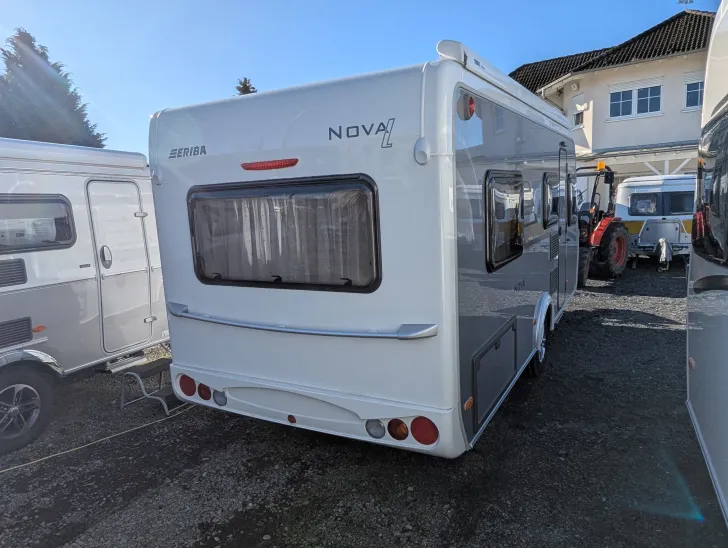 Fahrzeugbild Hymer Eriba Nova Light 442 #3