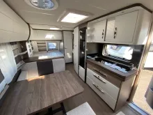 Fahrzeugbild Hobby Excellent Edition 560 KMFe #8