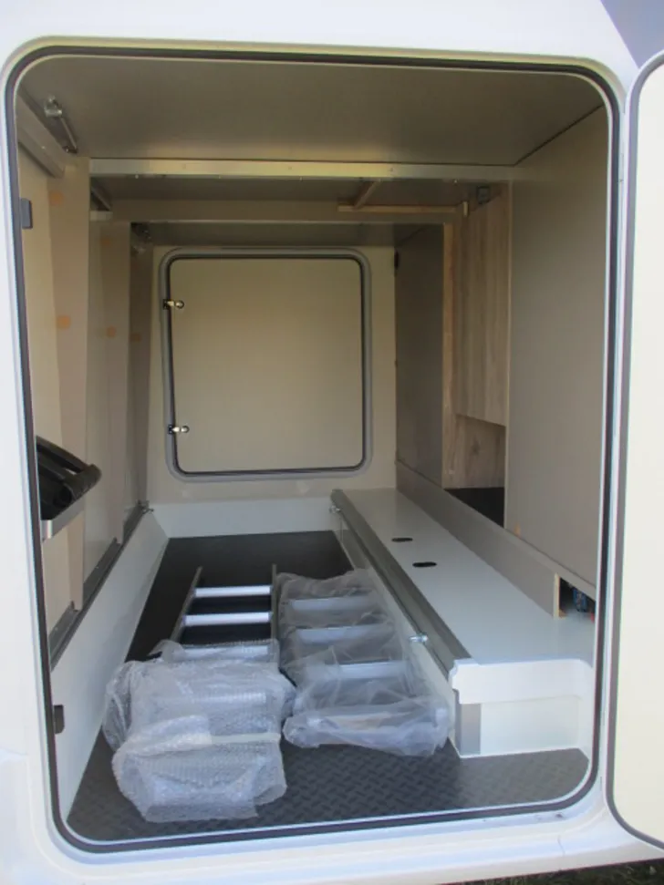 Fahrzeugbild Eura Mobil Profila RS PRS 695 EB Vorführwagen #9