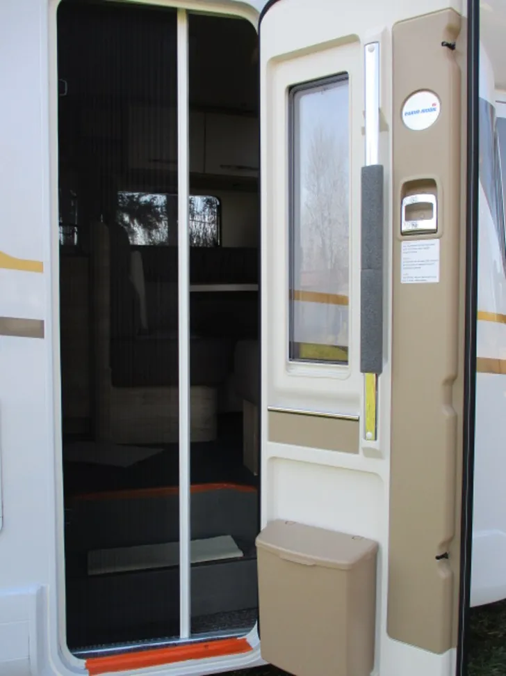 Fahrzeugbild Eura Mobil Profila RS PRS 695 EB Vorführwagen #10
