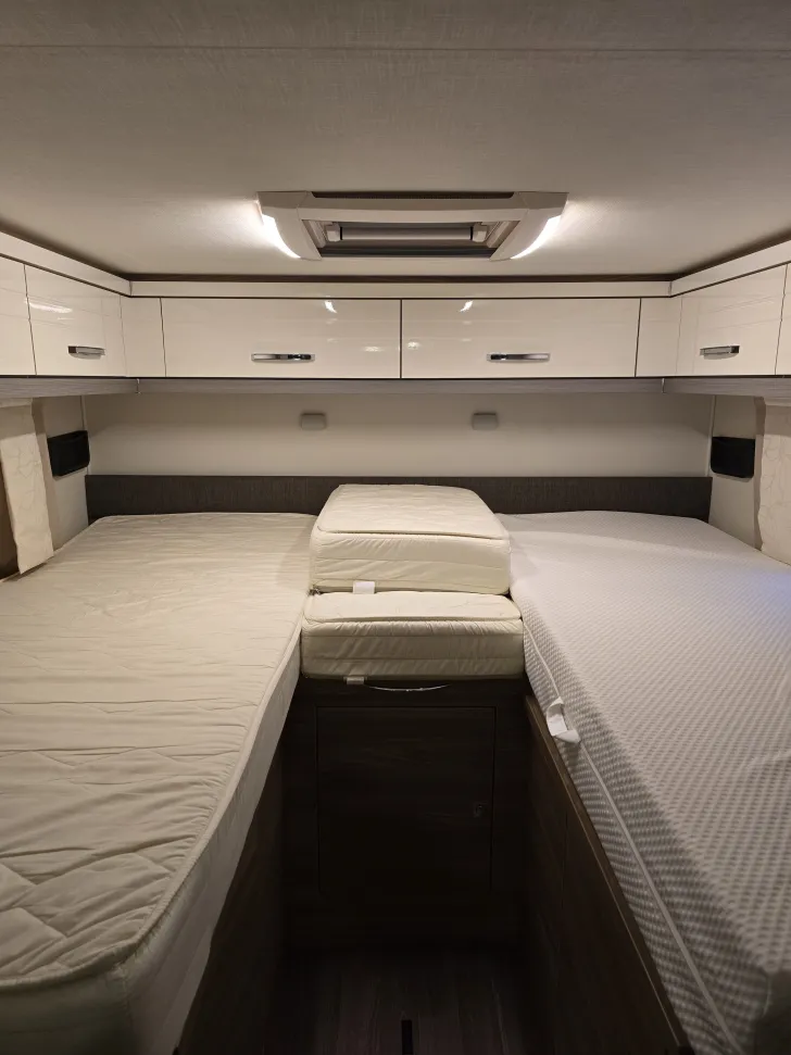 Fahrzeugbild Bürstner Aviano i 690 G #8