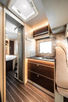 Bild 11 Rimor Seal 69 Plus *Queensbett el.*Hubbett*Automatik*
