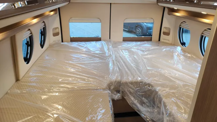 Fahrzeugbild Malibu Van Diversity 640 LE K charming GT skyview #11