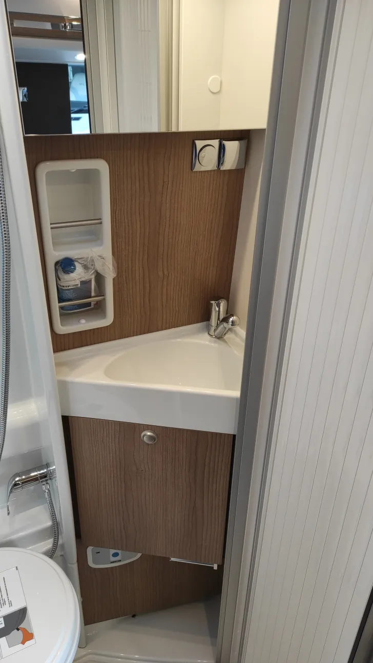Fahrzeugbild Malibu Van Diversity 640 LE K charming GT skyview #13