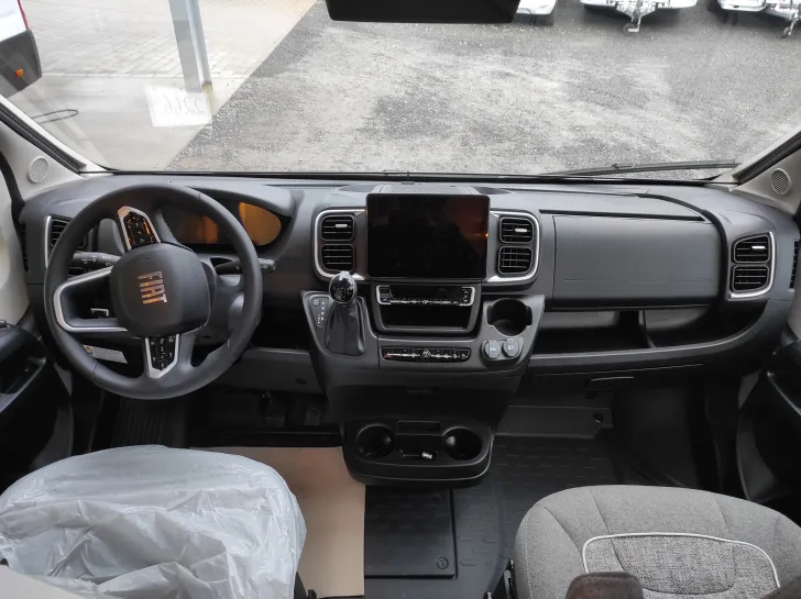 Fahrzeugbild Malibu Van Compact 540 DB #17