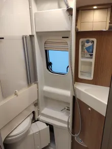 Fahrzeugbild Malibu Van Diversity 640 LE K charming GT skyview #13