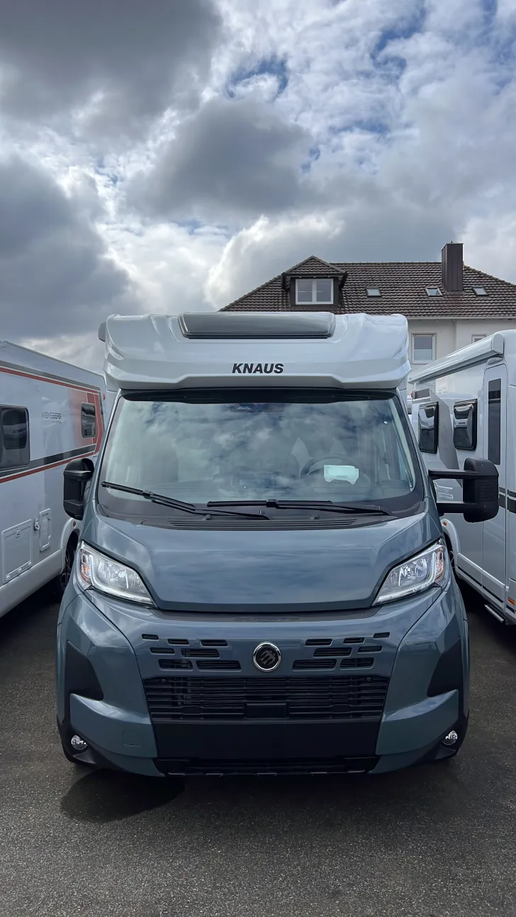 Frontal Vorne Knaus L!VE WAVE 650 MF Platinum Selection Automatik/ Care Drive Advance