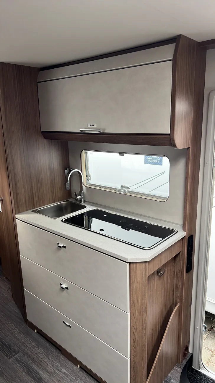 Küchen Tabbert Cazadora 490 TD 2,3 Sofort verfügbar