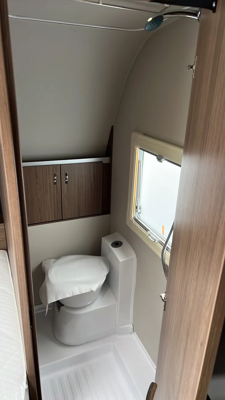 Toilette Tabbert Cazadora 490 TD 2,3 Sofort verfügbar