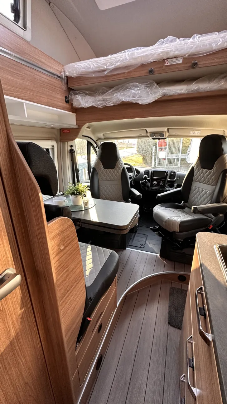 Fahrzeugbild Weinsberg CaraBus EDITION FIRE 600 MQH Verfügbar ab 11.2026 #8