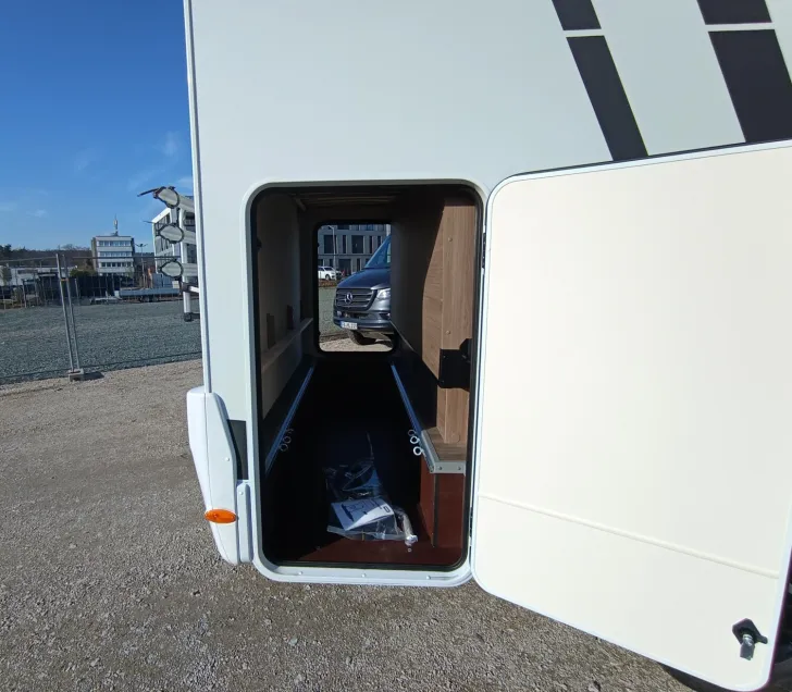 Fahrzeugbild Carado pro A 361 140PS MANUELL/Fahrradträger/Markise #8