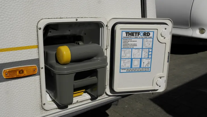 Fahrzeugbild Knaus Südwind 450 TF #36