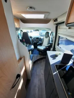 Bild 4 Sunlight Camper Van CLIFF 640 Adventure Edition Verfüg./Autom./Markise/Chassis