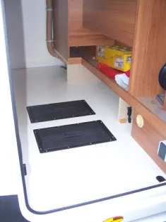 Bild 6 Eura Mobil Terrestra T 590 FB