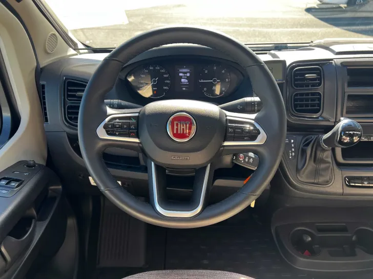 Fahrzeugbild Eura Mobil Van 595 HB #9