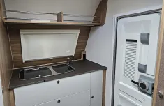 Bild 8 Bürstner Premio Plus 410 TS