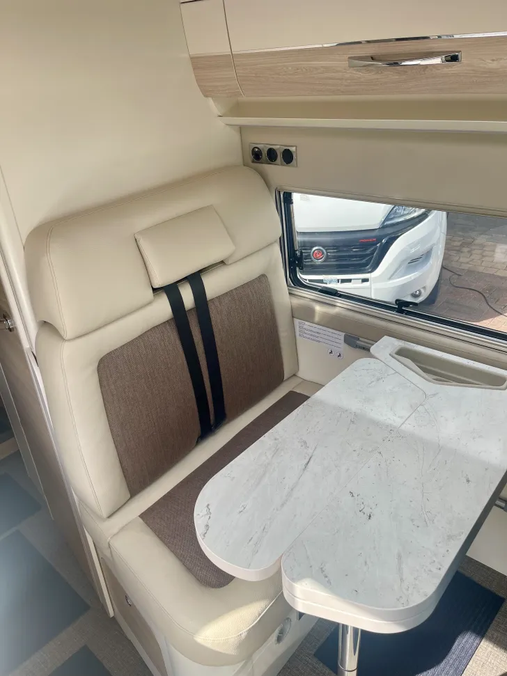 Fahrzeugbild Eura Mobil Van 635 EB #7