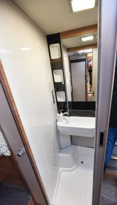 Bild 13 Knaus VAN TI 650 MEG VANSATION