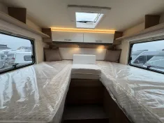 Bild 9 Bürstner Limited T 690 G *ganz junger Mietwagen*