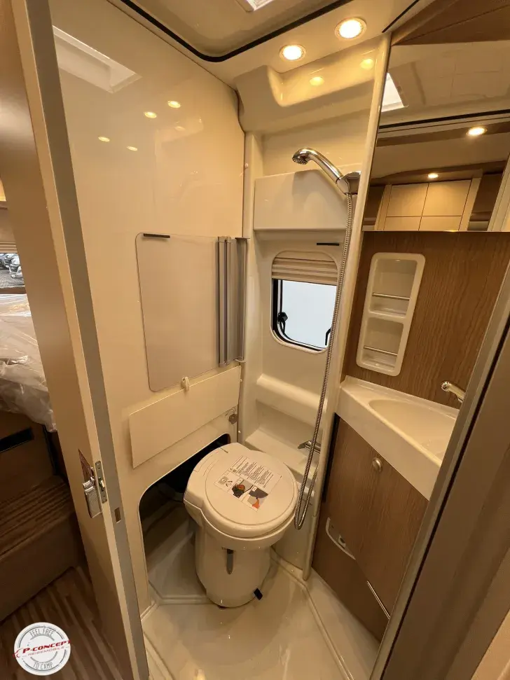 Fahrzeugbild Malibu Van Diversity 640 LE K charming GT skyview *junger Gebrauchtwagen* #15