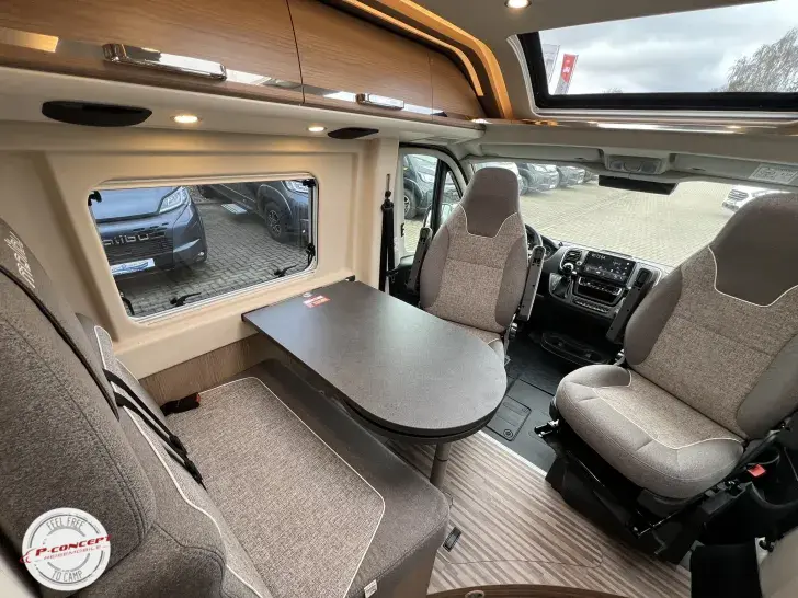 Fahrzeugbild Malibu Van Diversity 640 LE K charming GT skyview *junger Gebrauchtwagen* #18
