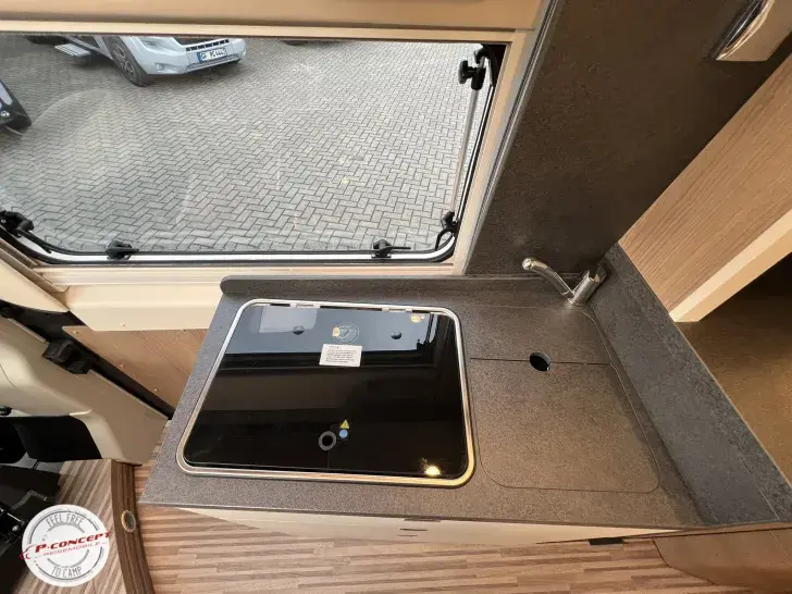 Fahrzeugbild Malibu Van Diversity 640 LE K charming GT skyview *junger Gebrauchtwagen* #13