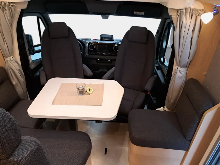 Fahrzeugbild Hymer B-Klasse MC T BlackLine 600 Premium, Arktis, Autark #9