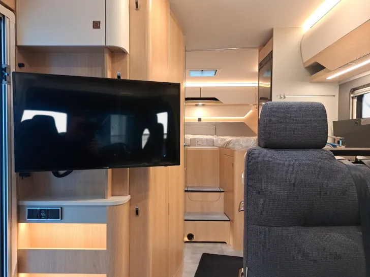 Fahrzeugbild Hymer B-Klasse MC T BlackLine 600 Premium, Arktis, Autark #14