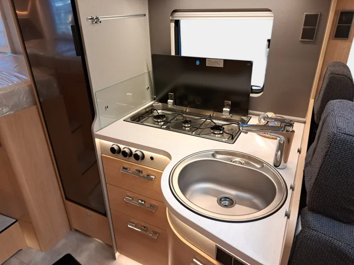 Fahrzeugbild Hymer B-Klasse MC T BlackLine 600 Premium, Arktis, Autark #15