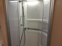 Bild 17 Hymer B-Klasse MC T BlackLine 680 Autark XL, Premium