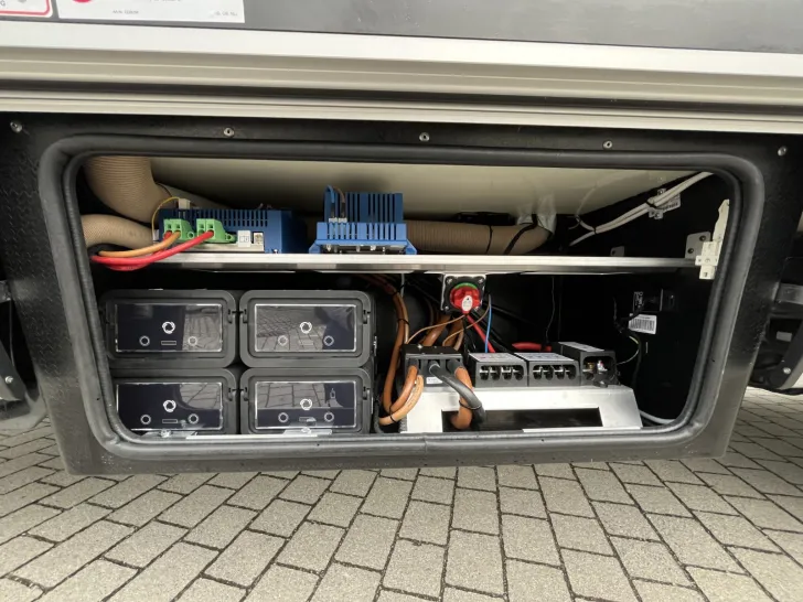 Fahrzeugbild Hymer ML-T 580 *Allrad*Autarkie*Solar*Sat*XXL-Bett* #37