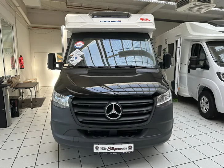 Fahrzeugbild Eura Mobil Profila T 696 EB Mondial-Plus - EINZELSTÜCK - #3