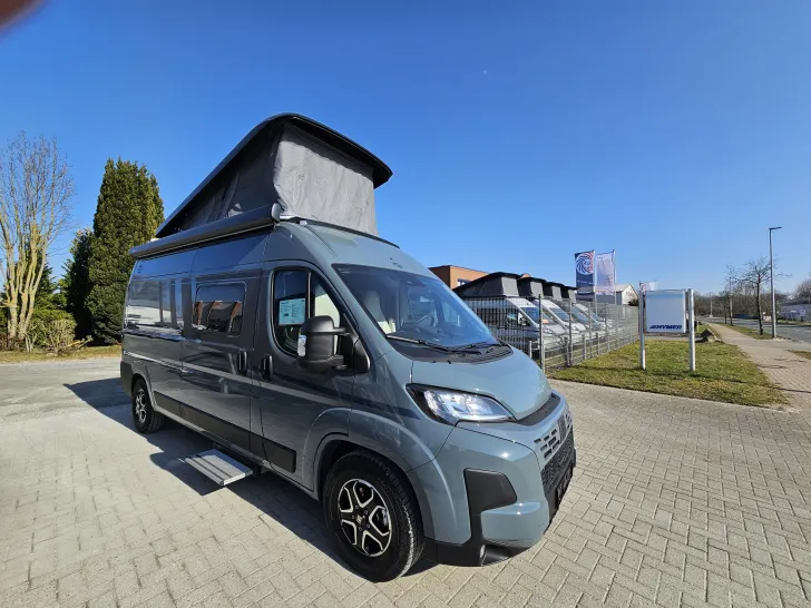 Fahrzeugbild Carado CV 600 PRO UPE: 77.192,- /8.292,- Sparen! #7