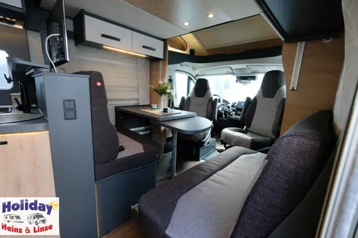 Fahrzeugbild Knaus L!VE WAVE 650 MF Platinum Selection 140 PS Schalter #10
