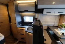 Fahrzeugbild Knaus L!VE WAVE 650 MF Platinum Selection 140 PS Schalter #11