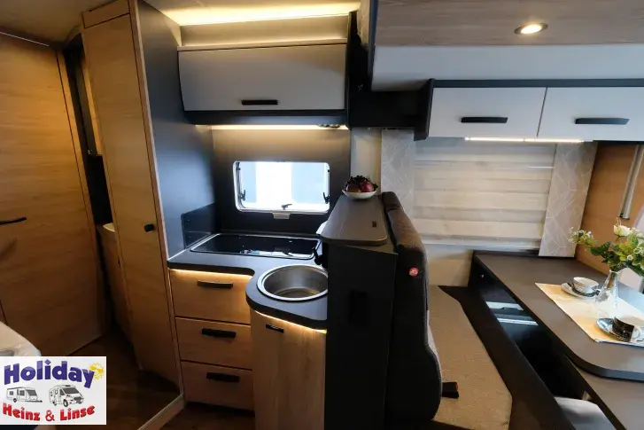 Fahrzeugbild Knaus L!VE WAVE 650 MF Platinum Selection 140 PS Schalter #11