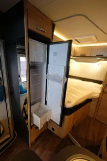 Fahrzeugbild Knaus L!VE WAVE 650 MF Platinum Selection 140 PS Schalter #13