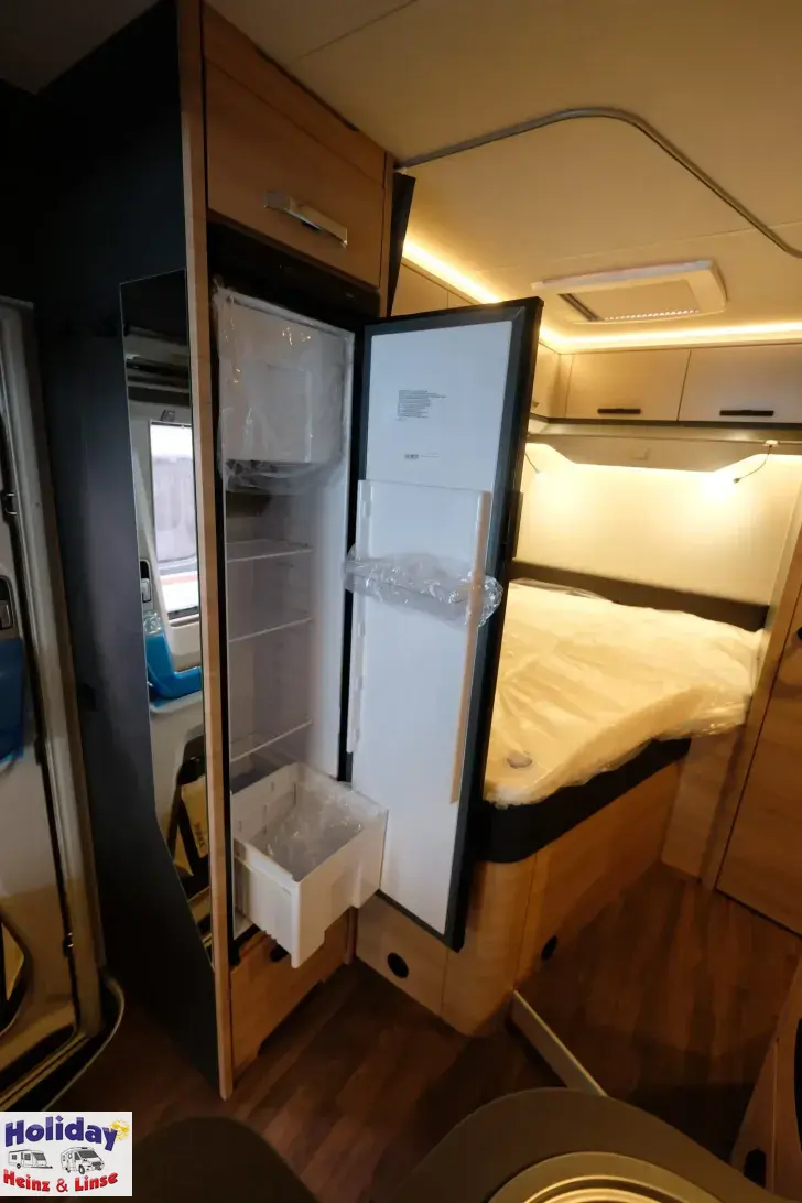 Fahrzeugbild Knaus L!VE WAVE 650 MF Platinum Selection 140 PS Schalter #13