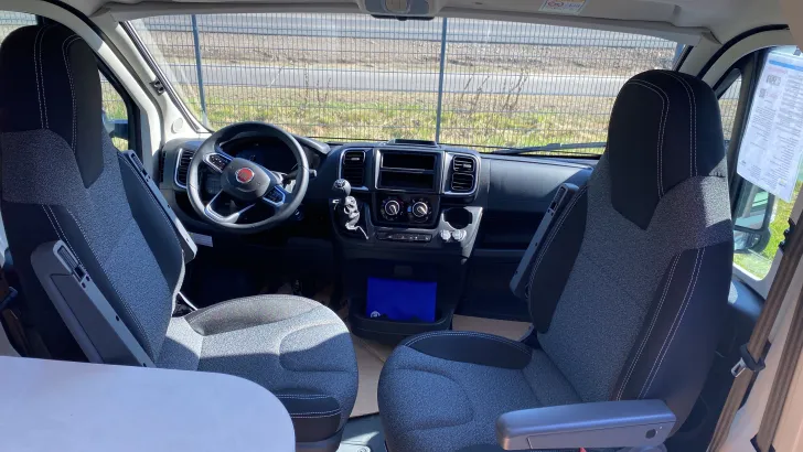 Fahrzeugbild Carado CV 600 Pro #6