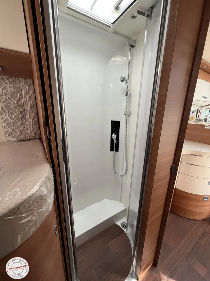 Fahrzeugbild Carthago chic c-line I 4.9 LE *junger Gebrauchtwagen* #9