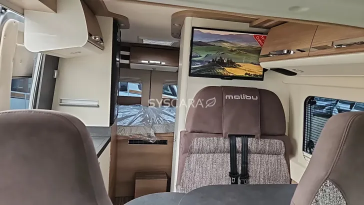 Fahrzeugbild Malibu Van comfort 600 DB Navi-Bullaugen #6