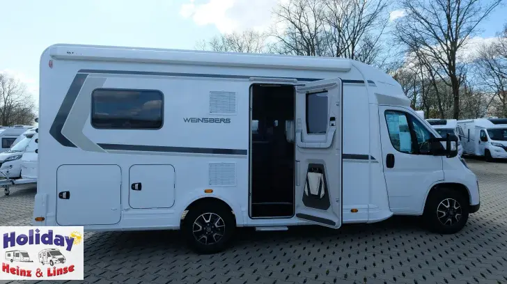 Fahrzeugbild Weinsberg CaraSuite 650 MF 140 PS Schalter #3