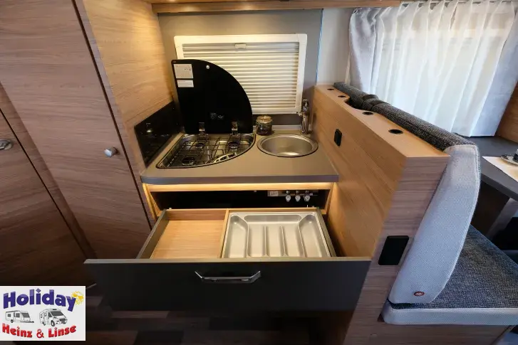 Fahrzeugbild Weinsberg CaraSuite 650 MF 140 PS Schalter #14