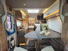 Fahrzeugbild Weinsberg CaraCompact EDITION PEPPER 600 MF 140 PS Schalter, 3,5 t #9