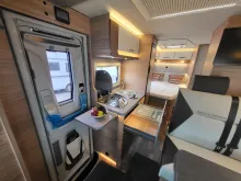 Fahrzeugbild Weinsberg CaraCompact EDITION PEPPER 600 MF 140 PS Schalter, 3,5 t #12