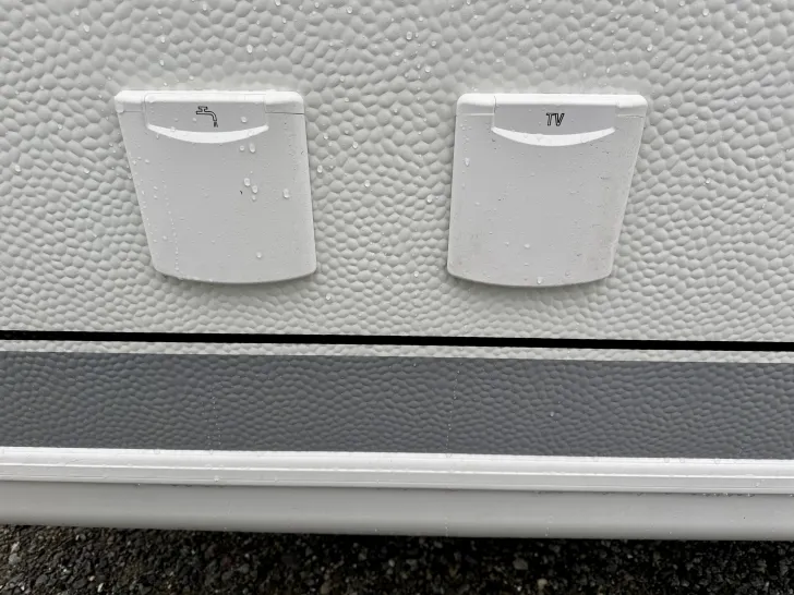 Fahrzeugbild Hobby De Luxe 460 UFe #14