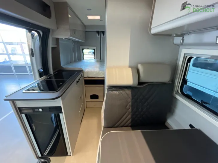 Fahrzeugbild Bürstner LINEO C 550 Brava 130 PS / Dieselheizung #10